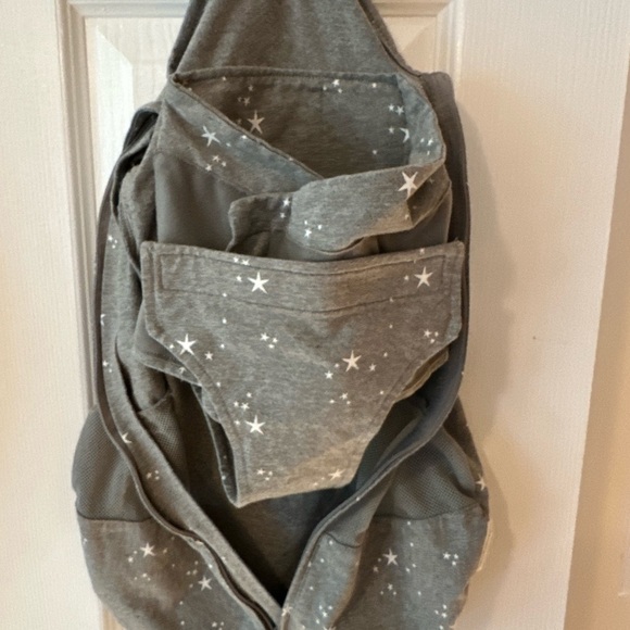 3 Happiest Baby Sleep Sacks 2 Small, 1 Medium. EUC, no pilling, no accidents - Picture 4 of 6